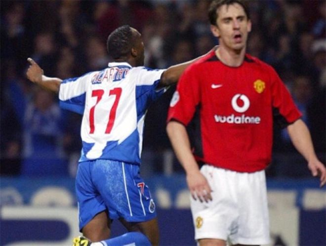 中的篮球新 中的篮球新