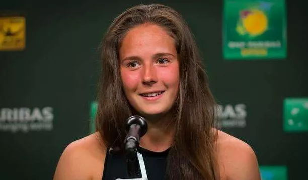 飘扬于罗德 飘扬于罗德